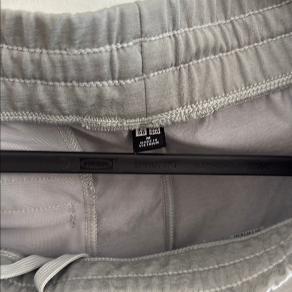 Uniqlo Gray Joggers with Tapered Ankle Fit - Picture 2 of 2